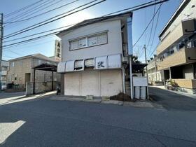 埼玉県越谷市赤山町１丁目