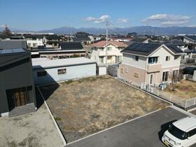 山梨県南アルプス市加賀美