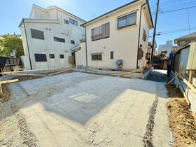 埼玉県草加市中根３丁目