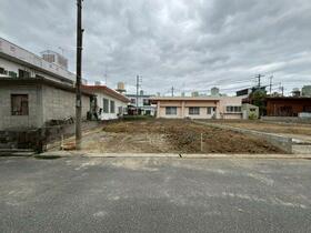 沖縄県沖縄市泡瀬４丁目