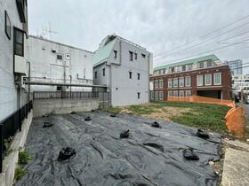 東京都港区南青山４丁目