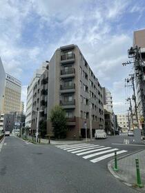 ルピナス王子駅前