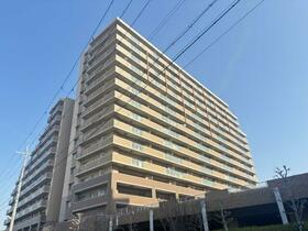 ファミールアクシス八尾