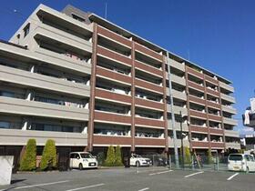 コアマンション甲府レイシャス　中古マンション