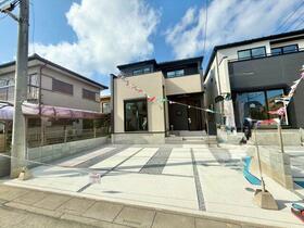 埼玉県越谷市弥栄町４丁目