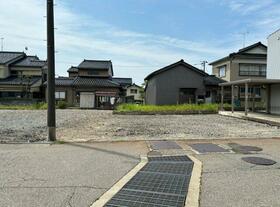 富山県射水市三日曽根