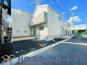 埼玉県三郷市戸ケ崎１丁目