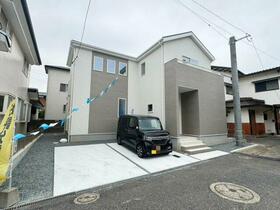 福岡県北九州市小倉南区津田新町１丁目