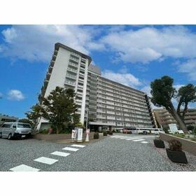 ローレルハイツ南福岡三号棟