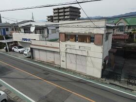 山梨県甲府市上石田３丁目