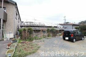 福岡県飯塚市上三緒