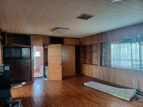 沖縄県沖縄市上地３丁目