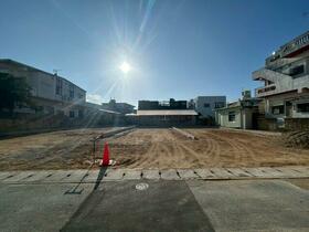 沖縄県うるま市石川白浜１丁目