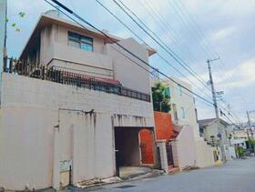 沖縄県那覇市首里末吉町３丁目