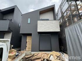 神奈川県秦野市曽屋１丁目