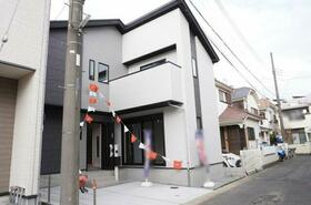 埼玉県越谷市赤山町２丁目