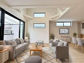 東京都杉並区成田東２丁目