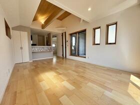 東京都杉並区宮前４丁目