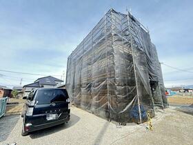 群馬県伊勢崎市田部井町３丁目