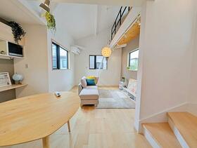 東京都世田谷区上祖師谷１丁目