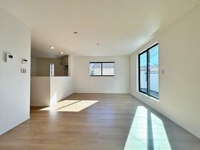 東京都中野区沼袋２丁目