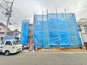 東京都三鷹市上連雀９丁目