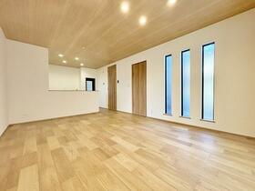 東京都杉並区上高井戸２丁目