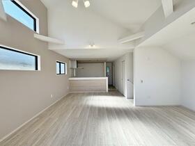 東京都練馬区下石神井４丁目