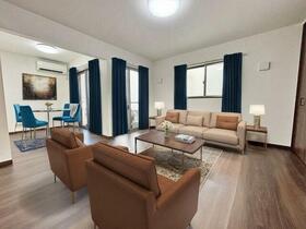 東京都杉並区和泉２丁目