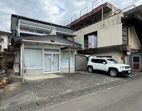 山梨県都留市つる４丁目