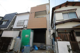 兵庫県宝塚市末成町