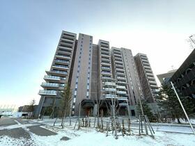 レ・ジェイド北海道ボールパーク