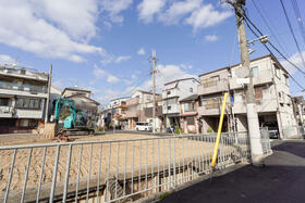 大阪府高槻市栄町２丁目