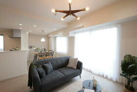 ＲＩＣイーストコート７番街３番館