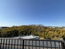 レジオンスクエア緑地公園　２番館