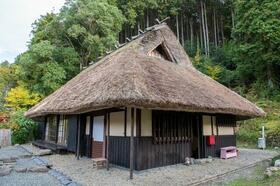 兵庫県丹波篠山市栗柄