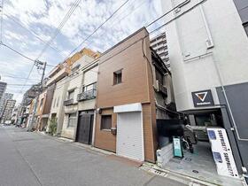 東京都台東区鳥越１丁目