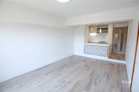 コープ野村梅島