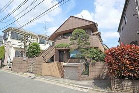 東京都世田谷区成城９丁目