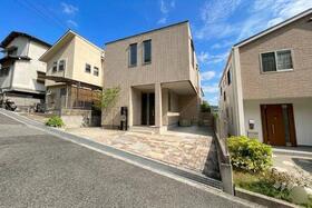 兵庫県宝塚市御殿山３丁目