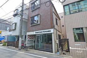 東京都目黒区青葉台１丁目