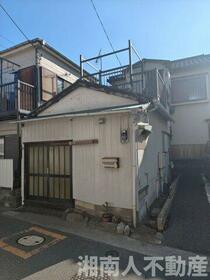 神奈川県鎌倉市腰越３丁目