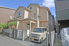 兵庫県川西市丸の内町