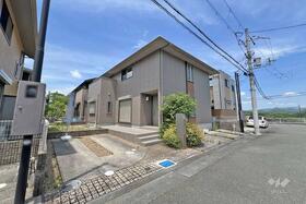 兵庫県川辺郡猪名川町若葉１丁目