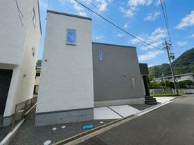 静岡県静岡市葵区大岩３丁目