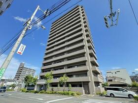 ロイヤルガーデン栗林駅前