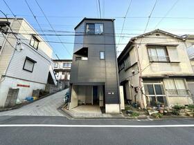 東京都文京区本駒込４丁目