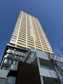 ステーションガーデンタワー