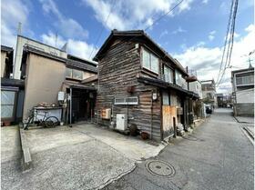 石川県金沢市長町１丁目