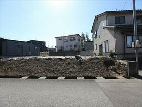 石川県能美市泉台町西